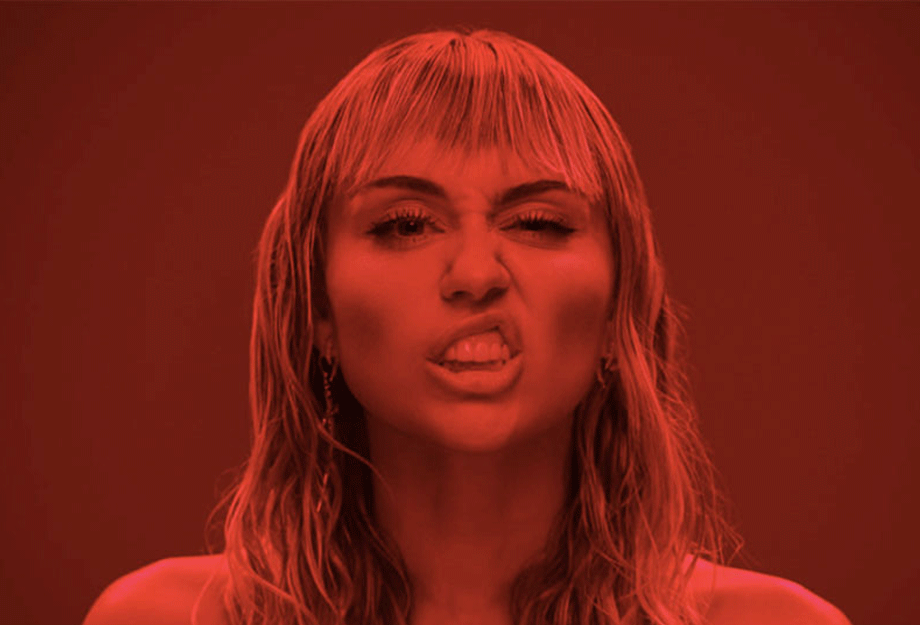 ‘slide Away Miley Cyrus Lança Novo Single Refletindo Sobre Seu Divórcio Midiorama 5899